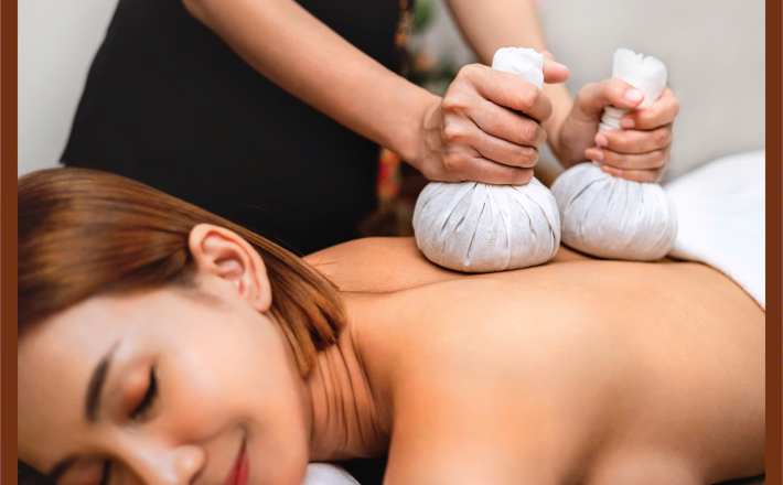 Massage body đá nóng